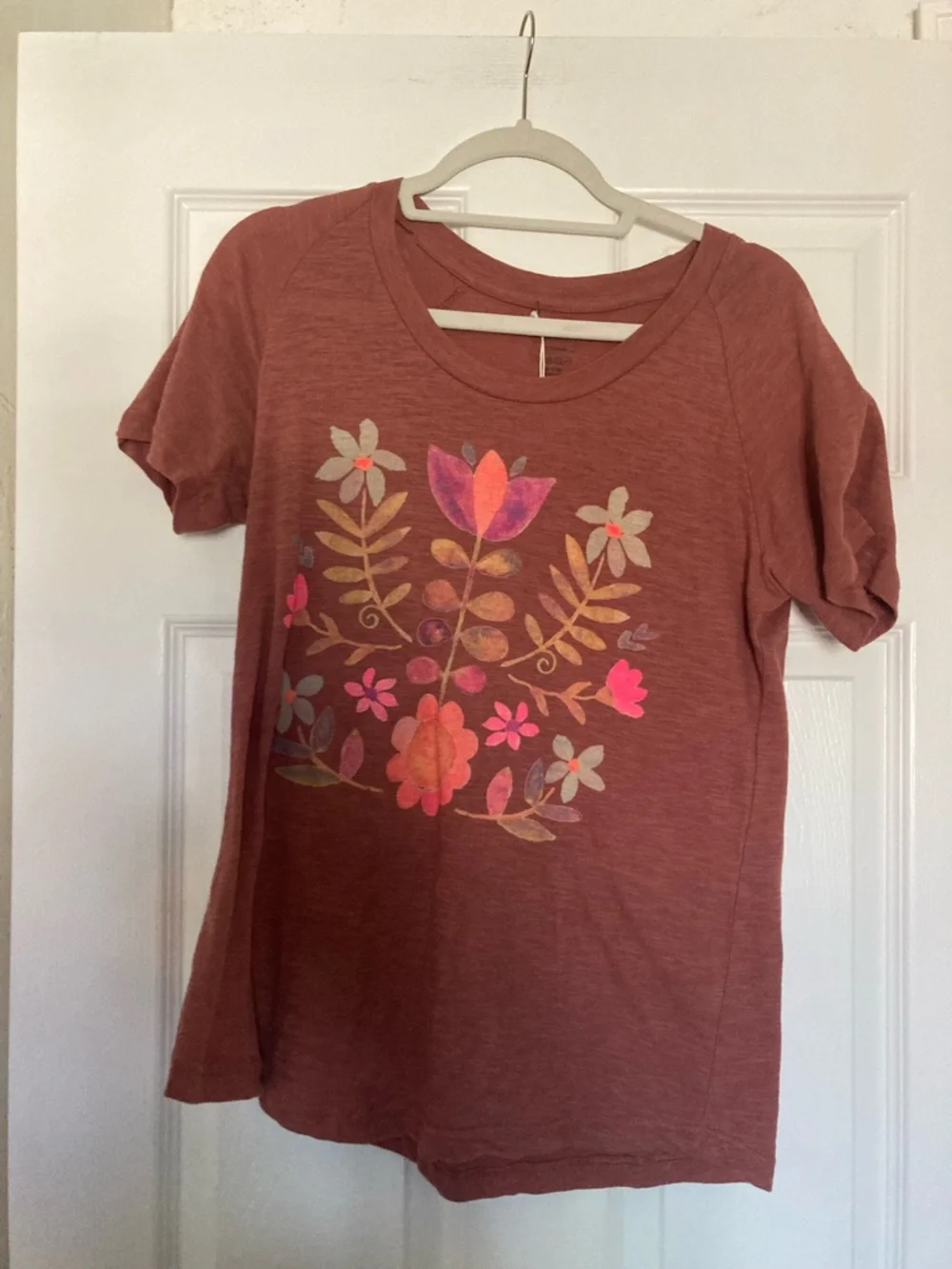 NATURAL LIFE Boho Cotton Tee Shirt - Rust, Folk Flower, Size Medium - Picture 4 of 6